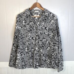 Chico's Black & White snakeskin print Button-Down Shirt, blouse
